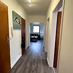 公寓 Moderne Gemuetliche In 格林德