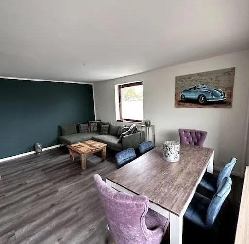 Moderne Gemuetliche In * غلينده