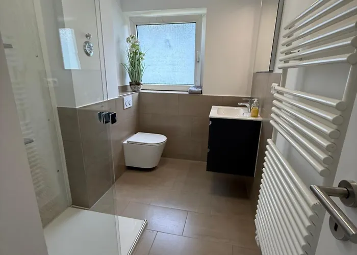 شقة Moderne Gemuetliche In *